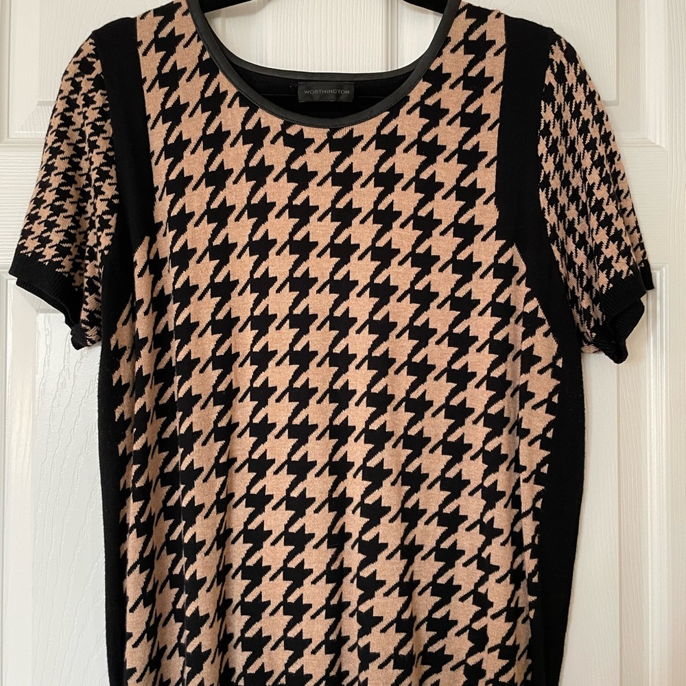 Worthington | Beige & Black Houndstooth | Short-Sleeve Blouse | XL